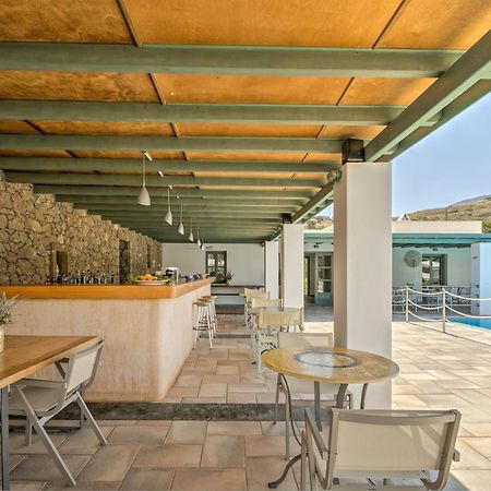 סקירוס Dioni Hotel מראה חיצוני תמונה