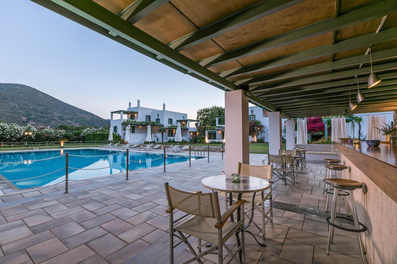 סקירוס Dioni Hotel מראה חיצוני תמונה