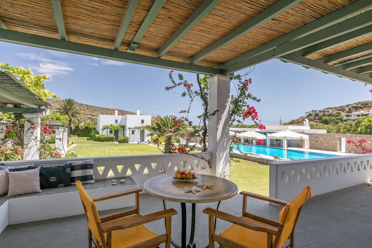 סקירוס Dioni Hotel מראה חיצוני תמונה