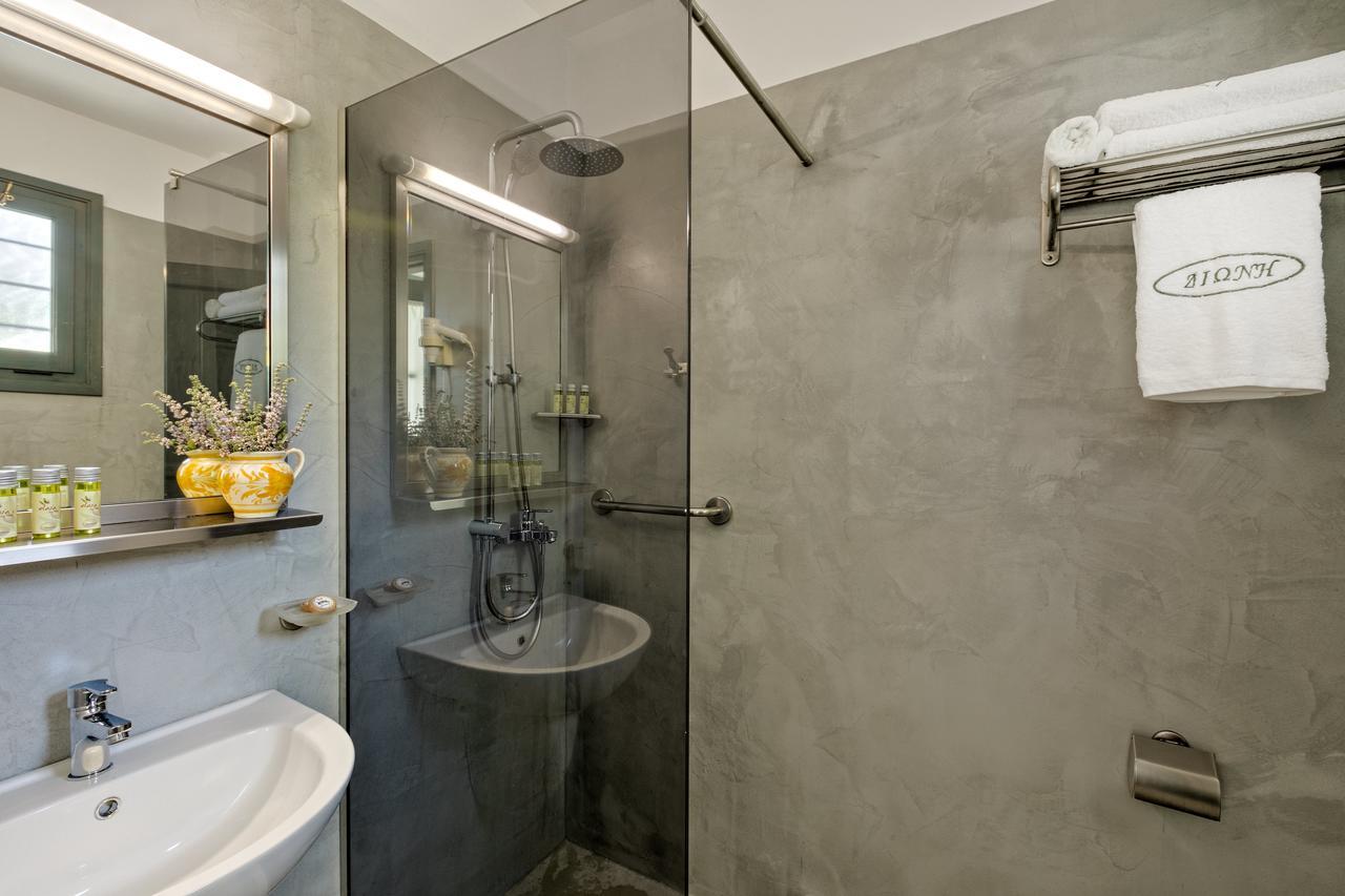 סקירוס Dioni Hotel מראה חיצוני תמונה